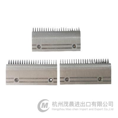 FPB0104-001 Left Aluminum Escalator Comb Plate 205×154mm | 22 Teeth